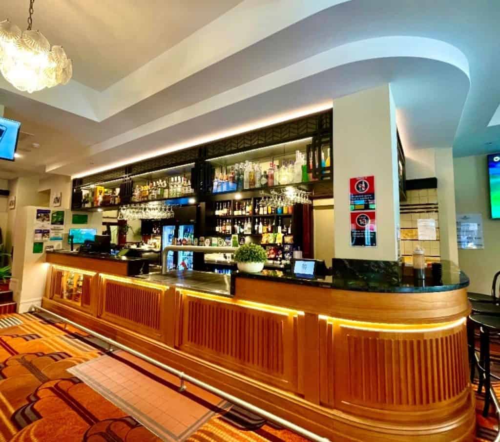 Crown Hotel